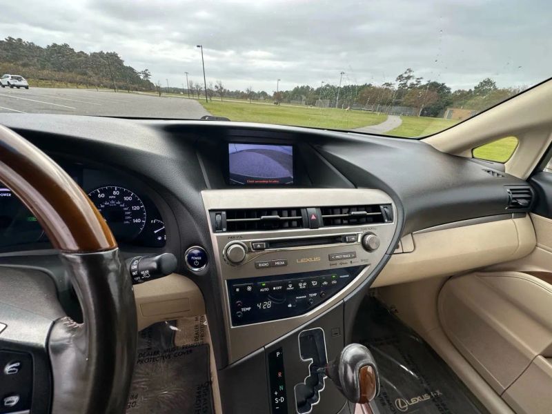 2013 Lexus RX 450h - Photo 13