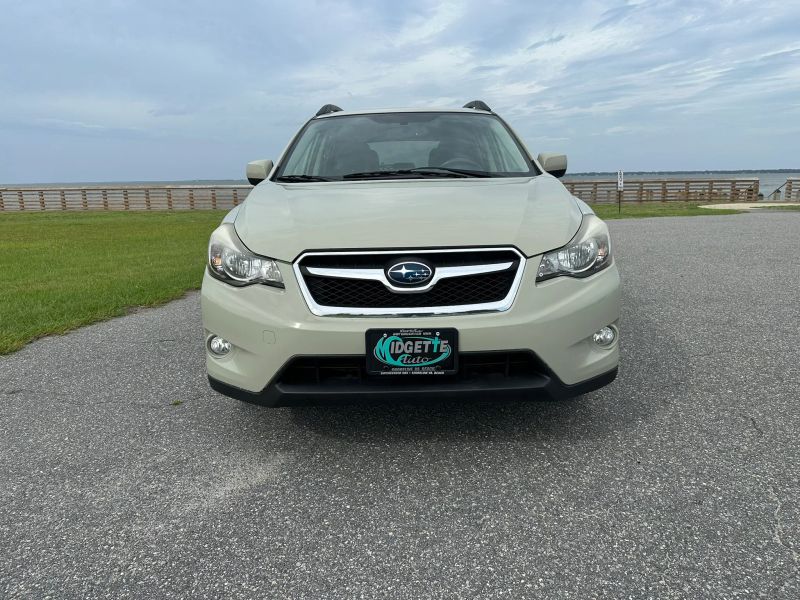 2014 Subaru XV Crosstrek Limited Sport Utility 4D - Image 2