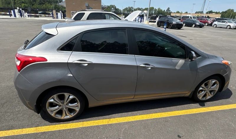 2014 Hyundai Elantra GT Hatchback 4D - Image 2