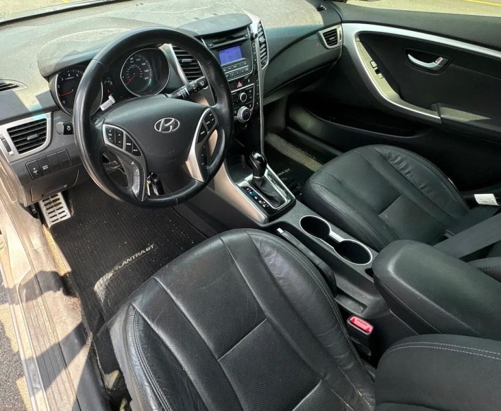 2014 Hyundai Elantra GT Hatchback 4D - Image 4