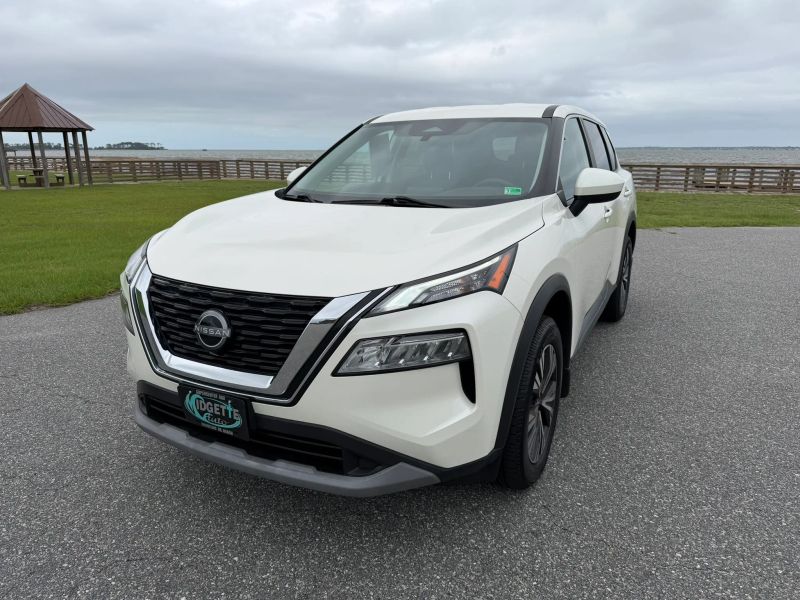 Photo 3 of 2023 Nissan Rogue SV (2023.5) Sport Utility 4D