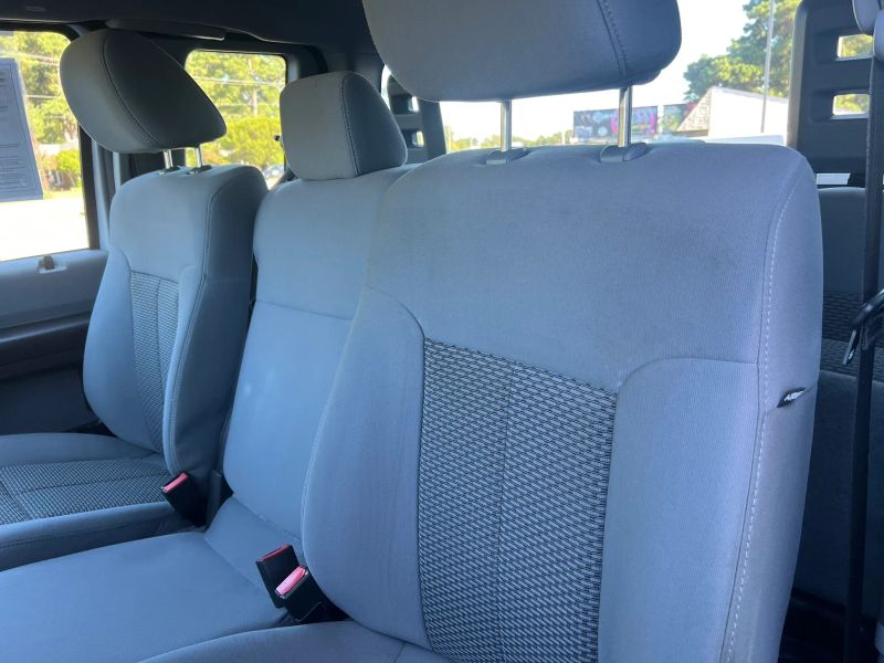 Photo 4 of 2014 Ford F250 Super Duty Super Cab XL Pickup 4D 6 3/4 ft