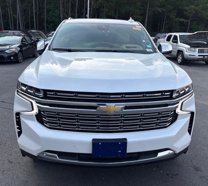Photo 2 of 2023 Chevrolet Suburban Premier Sport Utility 4D