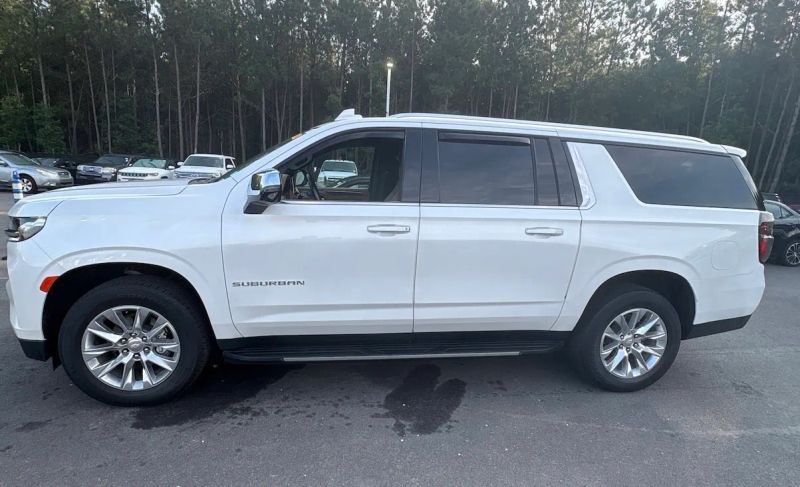 Photo 4 of 2023 Chevrolet Suburban Premier Sport Utility 4D