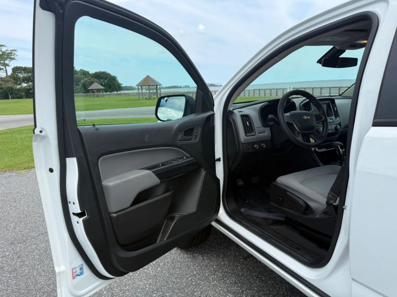 2022 Chevrolet Colorado Work Truck - Photo 12
