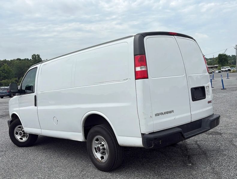 Photo 3 of 2020 GMC Savana 2500 Cargo Regular Van 3D