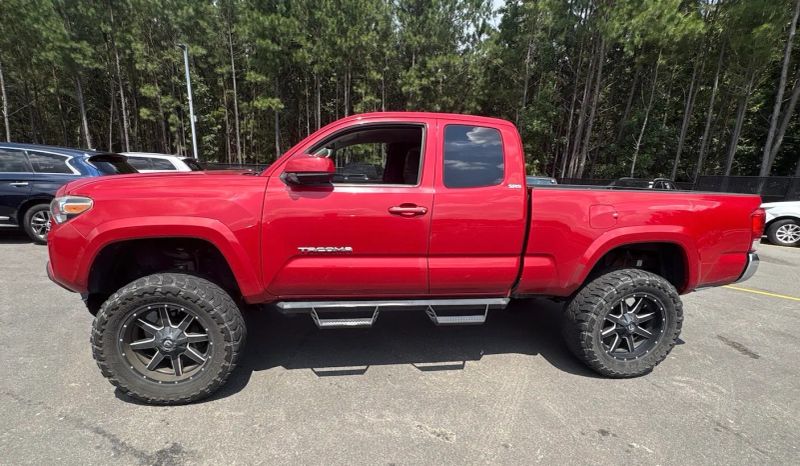 Photo 4 of 2016 Toyota Tacoma Access Cab SR5 Pickup 4D 6 ft