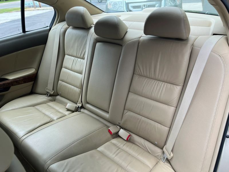 Photo 4 of 2009 Honda Accord EX-L Sedan 4D