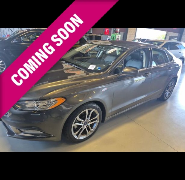Photo 1 of 2017 Ford Fusion SE Sedan 4D