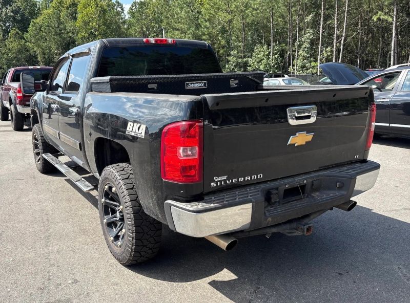 Photo 5 of 2013 Chevrolet Silverado 1500 Crew Cab LT Pickup 4D 5 3/4 ft