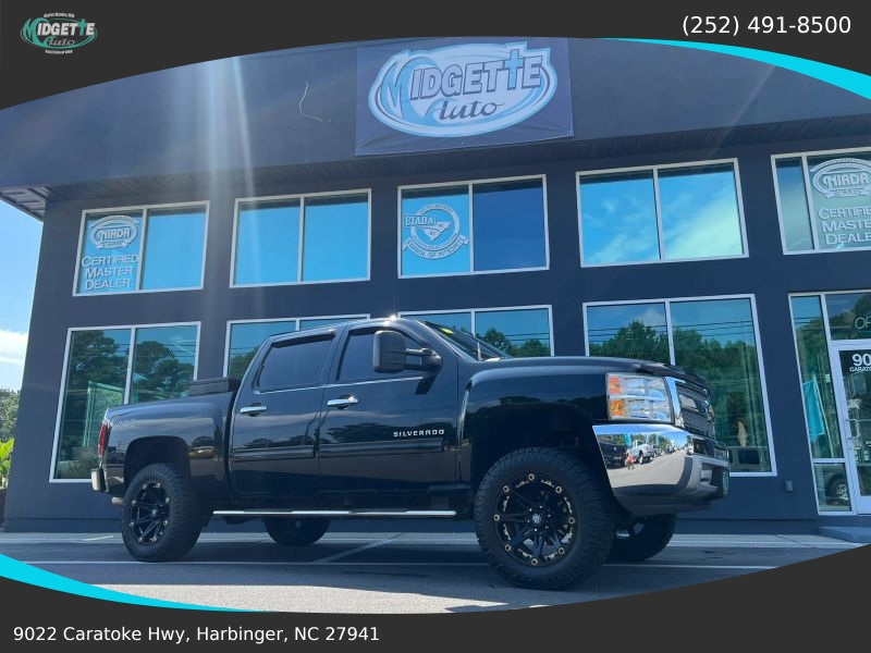 Photo 1 of 2013 Chevrolet Silverado 1500 Crew Cab LT Pickup 4D 5 3/4 ft
