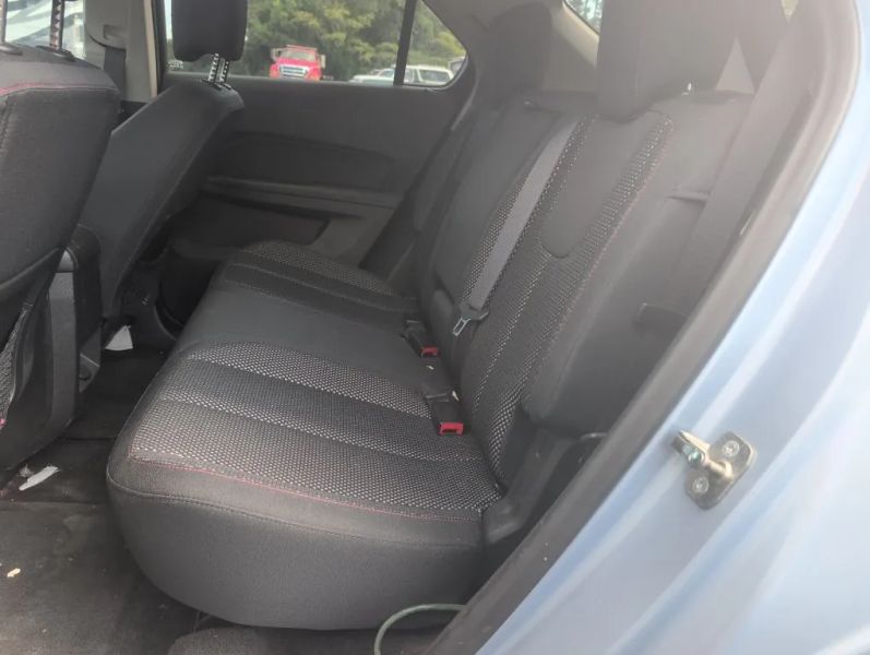 Photo 4 of 2015 Chevrolet Equinox LT Sport Utility 4D