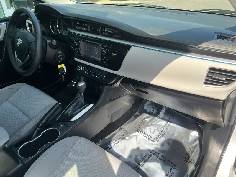 Photo 4 of 2016 Toyota Corolla LE Sedan 4D