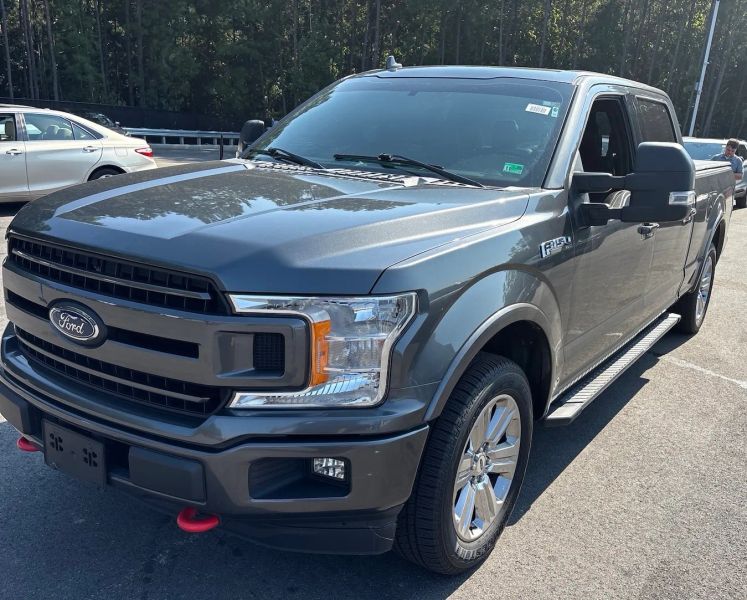 Photo 3 of 2018 Ford F150 SuperCrew Cab XLT Pickup 4D 6 1/2 ft