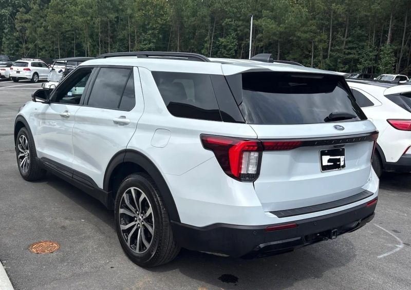 Photo 5 of 2026 Ford Explorer ST-Line Sport Utility 4D