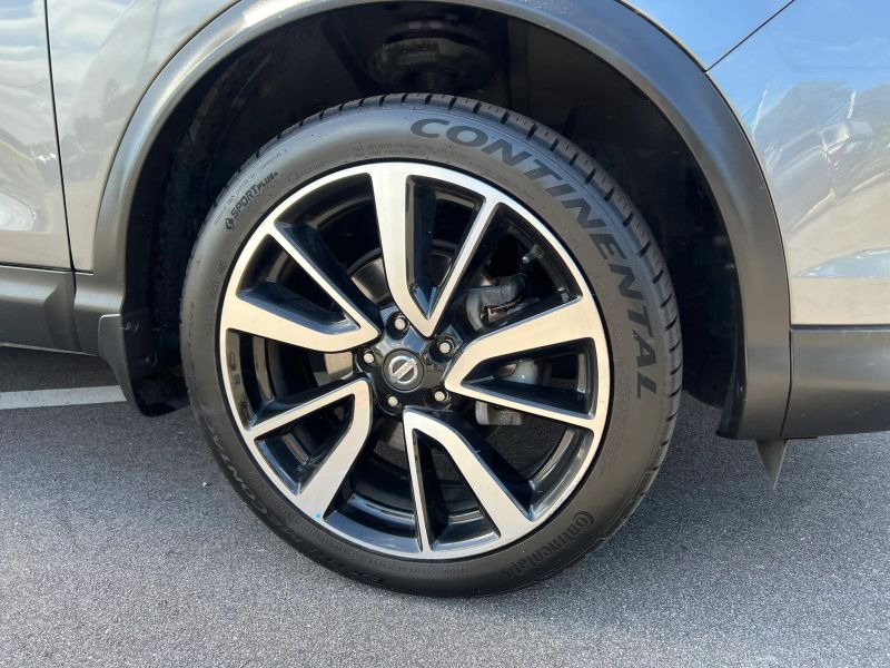 Photo 5 of 2017 Nissan Rogue Sport SL Sport Utility 4D