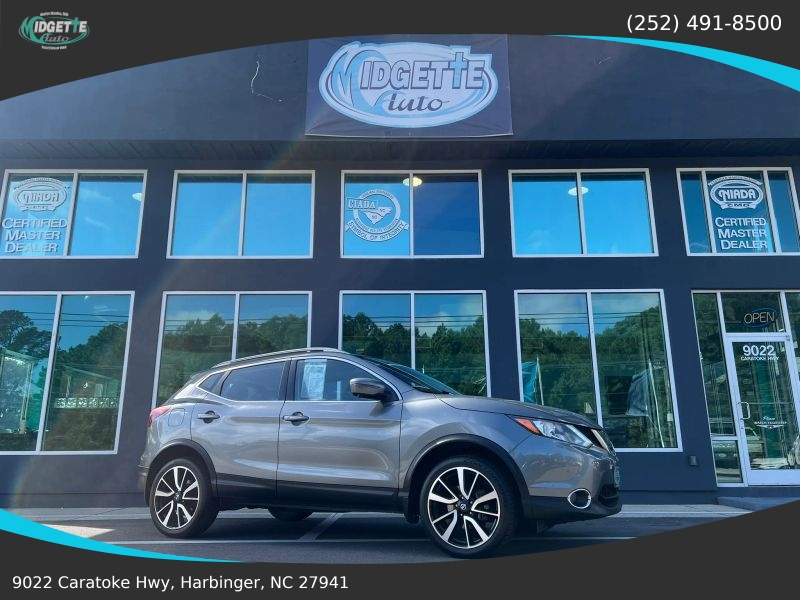 Photo 1 of 2017 Nissan Rogue Sport SL Sport Utility 4D