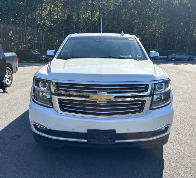 2017 Chevrolet Suburban Premier Sport Utility 4D - Image 4