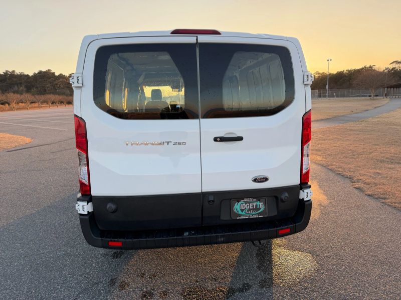 2020 Ford Transit Van Base - Photo 7
