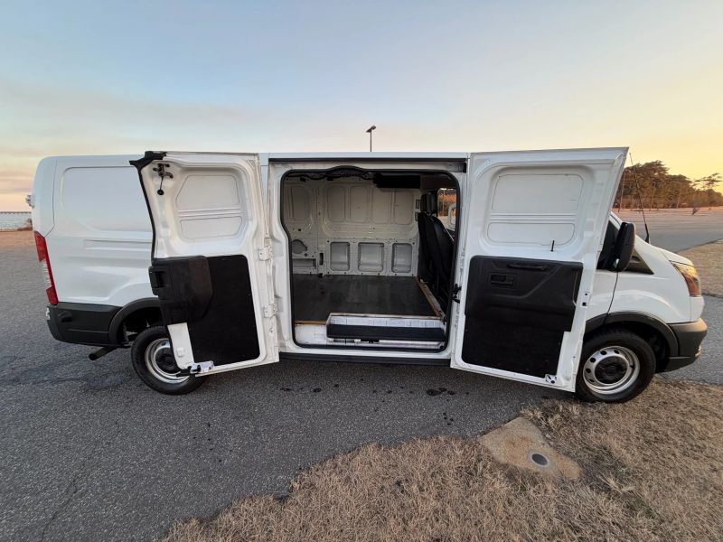 2020 Ford Transit Van Base - Photo 18