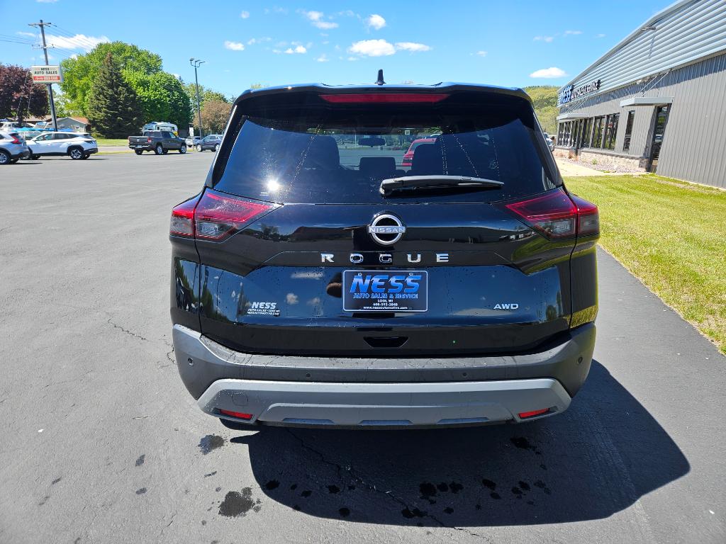 2023 Nissan Rogue S - Image 4