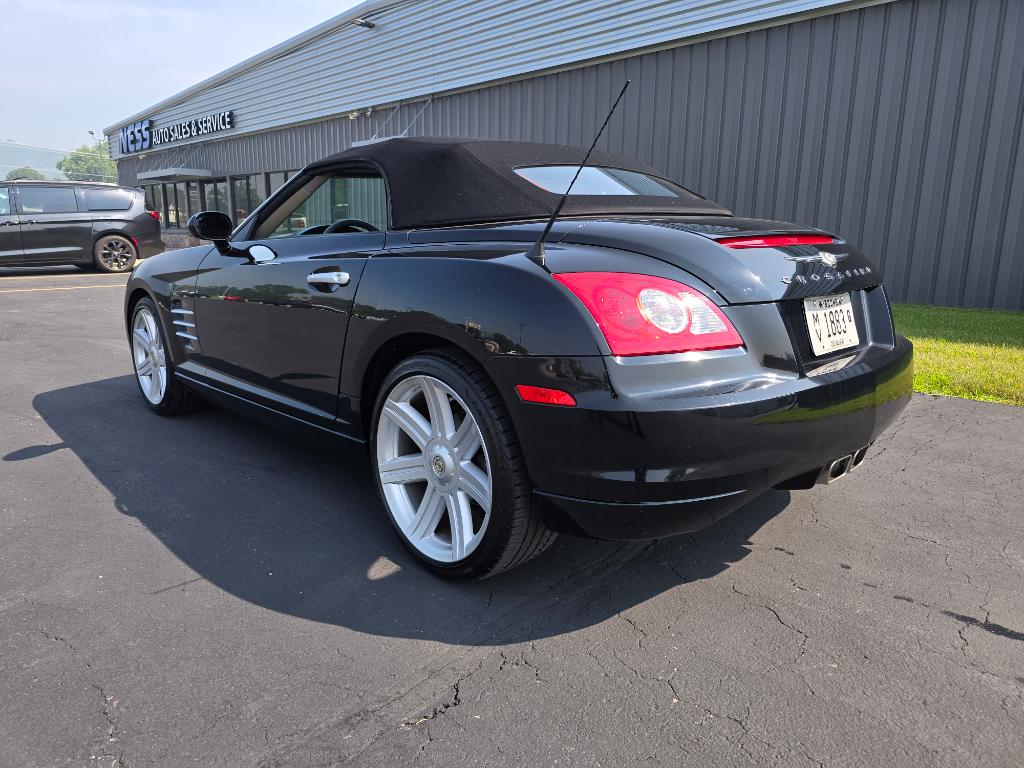 2005 Chrysler Crossfire BASE - Image 3