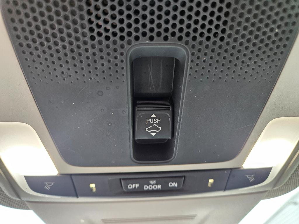 2023 Honda CR-V EX - Photo 40