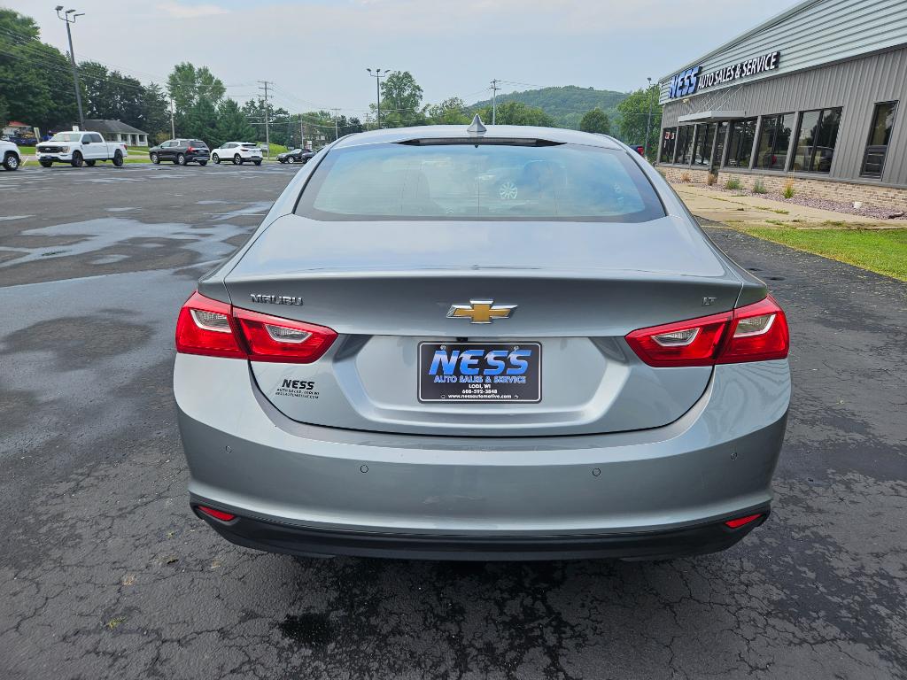 Photo 4 of 2025 Chevrolet Malibu LT