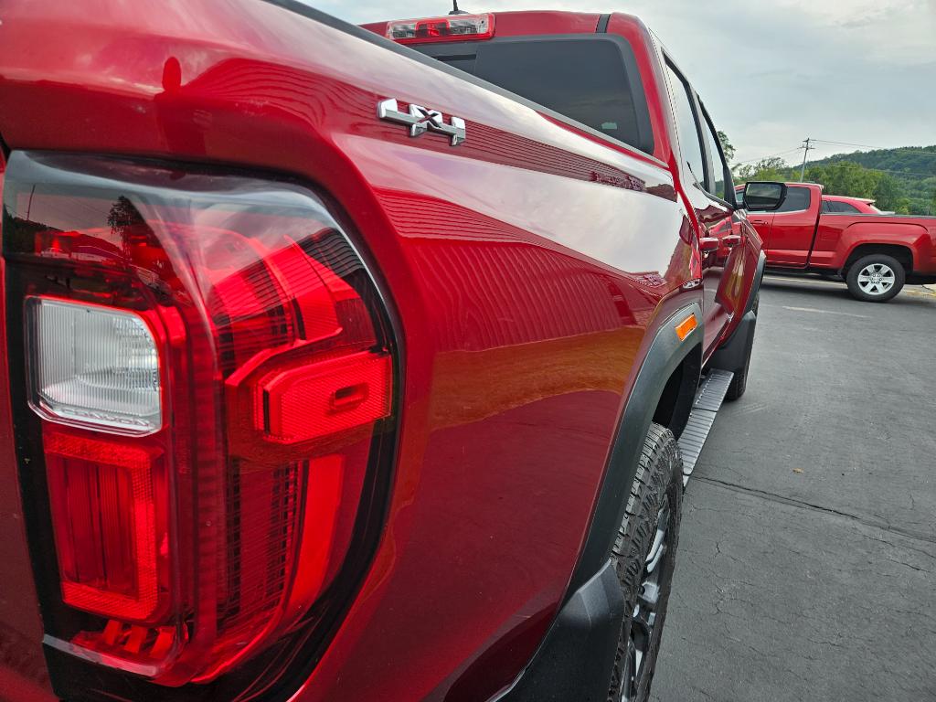 2024 GMC Canyon Elevation - Photo 10