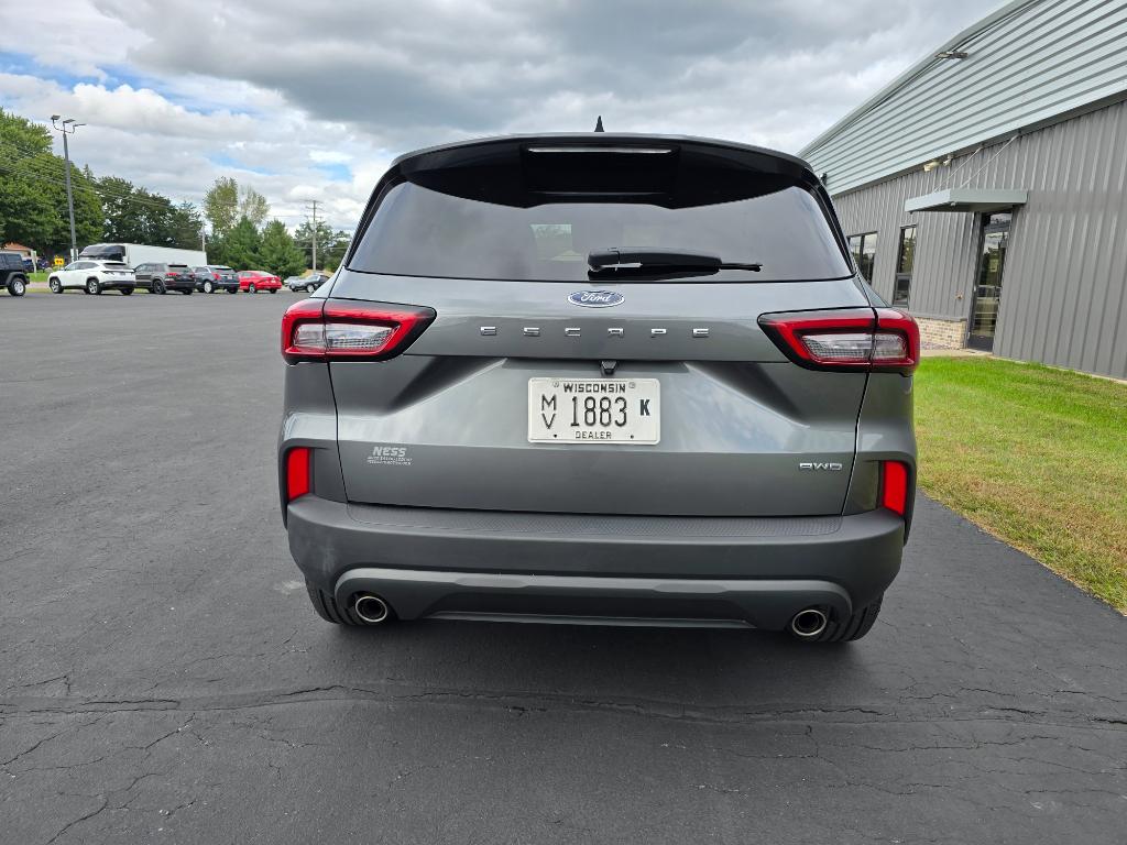 Photo 4 of 2025 Ford Escape ST-Line Select
