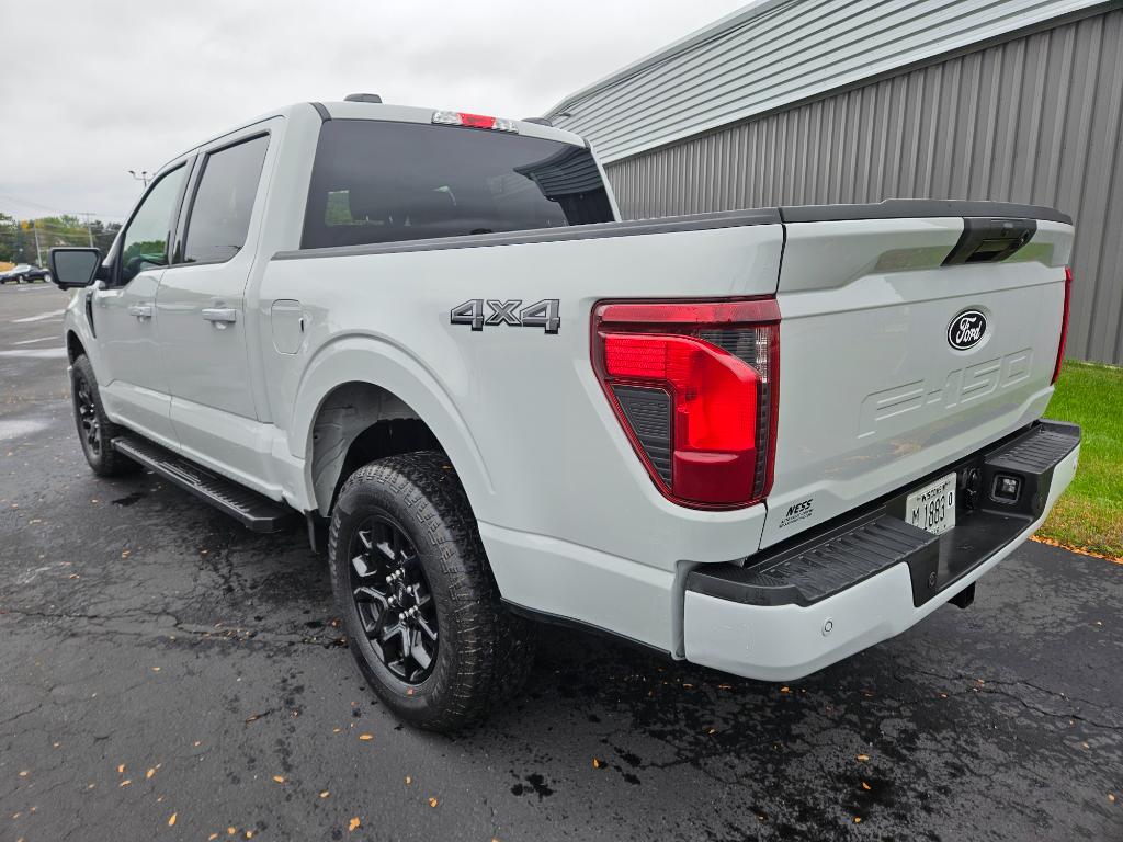 Photo 3 of 2024 Ford F-150 XLT