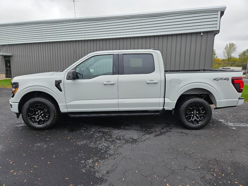 Photo 2 of 2024 Ford F-150 XLT