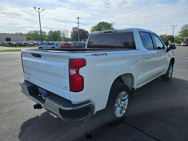 Photo 5 of 2022 Chevrolet Silverado 1500 LT