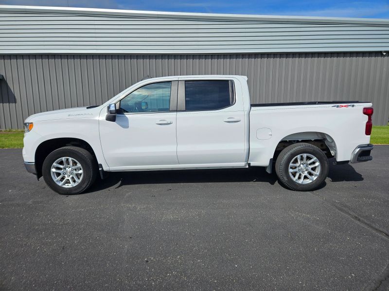 2022 Chevrolet Silverado 1500 LT - Image 2