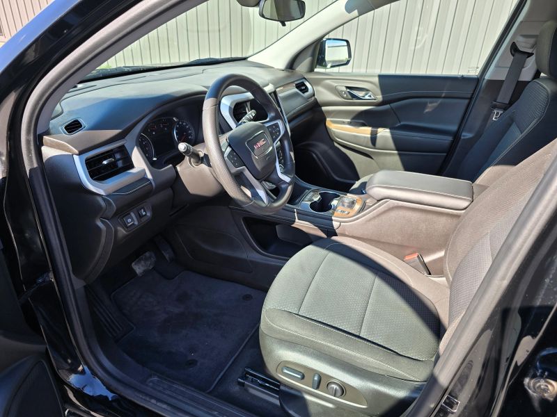 2022 GMC Acadia SLE - Photo 15