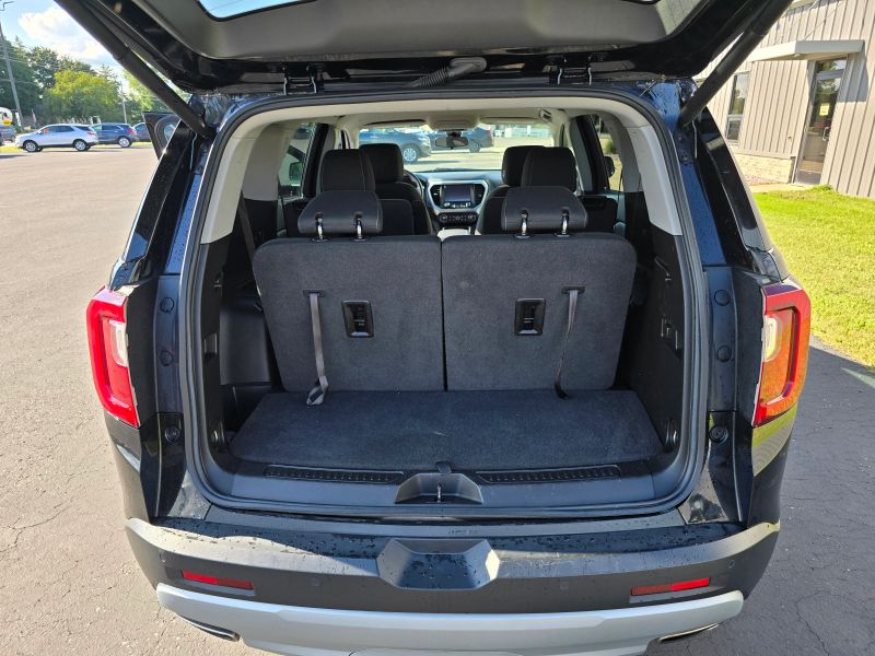 2022 GMC Acadia SLE - Photo 18