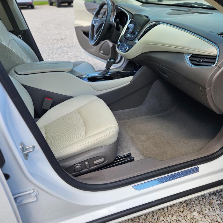 2019 Chevrolet Malibu Premier - Photo 16