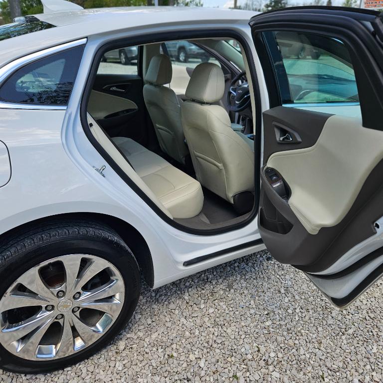 2019 Chevrolet Malibu Premier - Photo 17