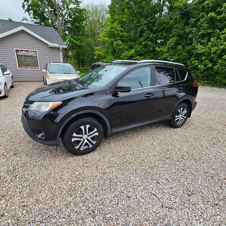 2015 Toyota RAV4 LE AWD's photo