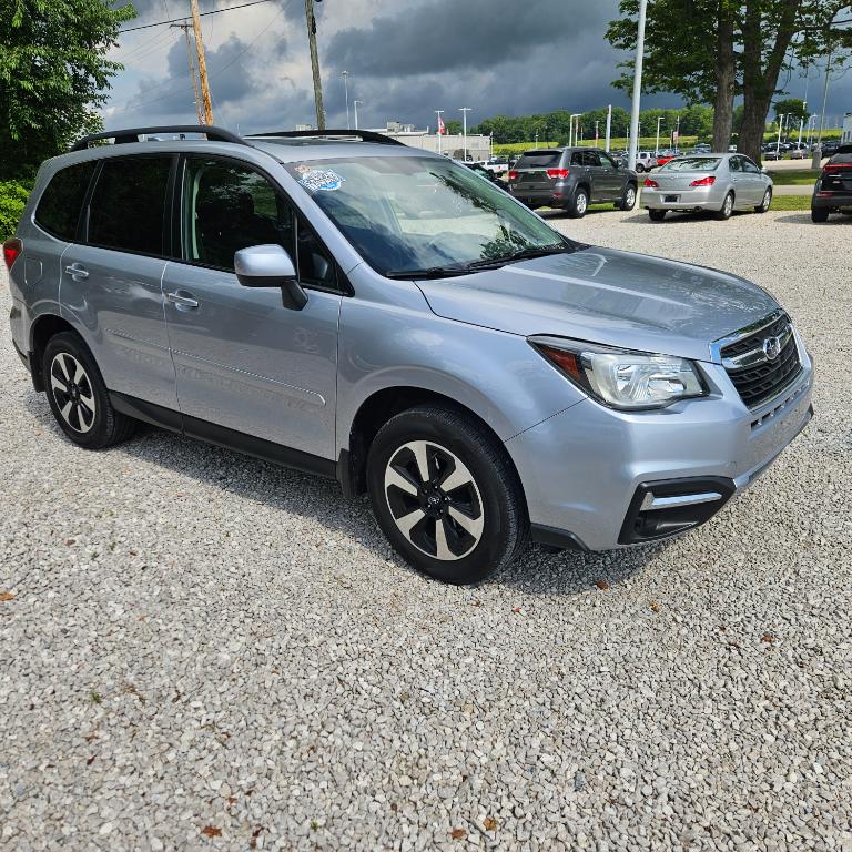 2017 Subaru Forester 2.5i Premium - Image 3