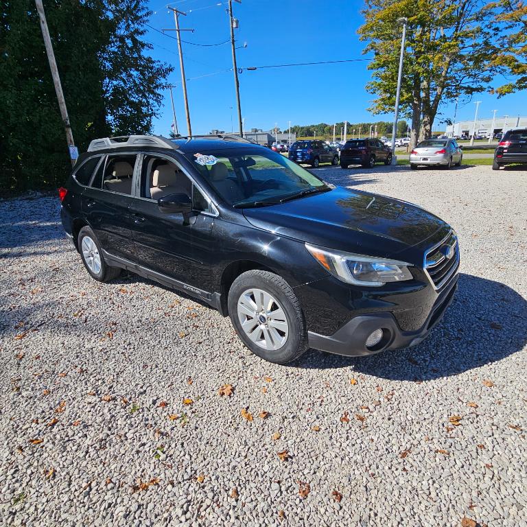 2018 Subaru Outback 2.5i Premium - Image 3