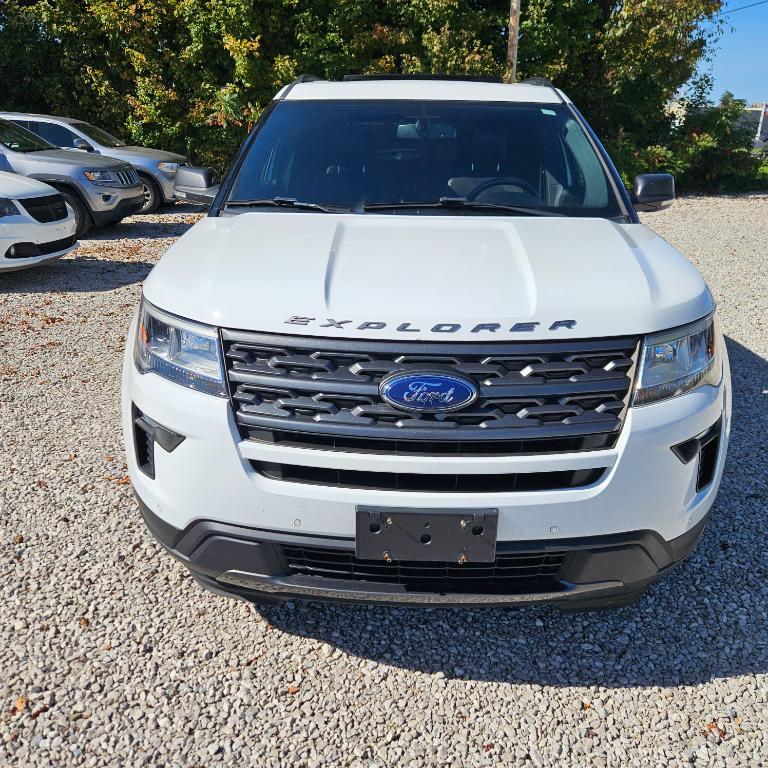 2019 Ford Explorer XLT - Image 2