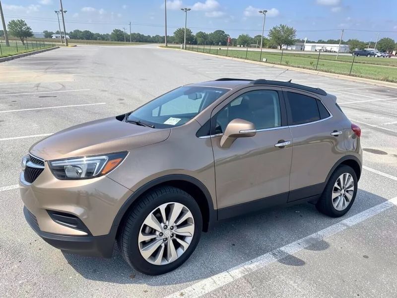 2019 Buick Encore Preferred's photo