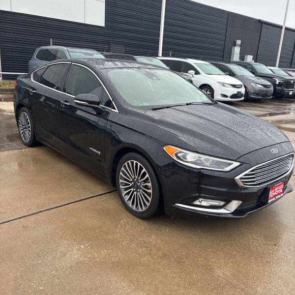 2018 Ford Fusion Titanium's photo