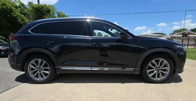 2020 Mazda CX-9 Grand Touring - Image 2