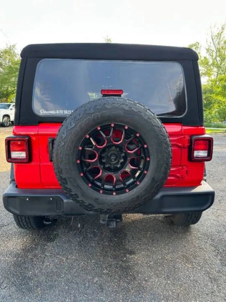 2021 Jeep Wrangler Unlimited Islander - Image 4