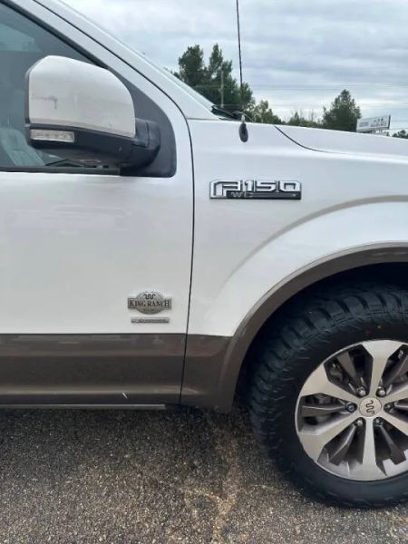 2015 Ford F-150 King Ranch - Image 4