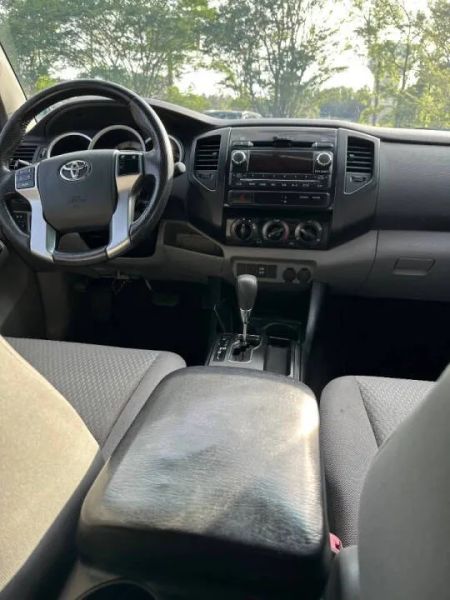 2012 Toyota Tacoma Pickup 4D 5 ft - Image 4