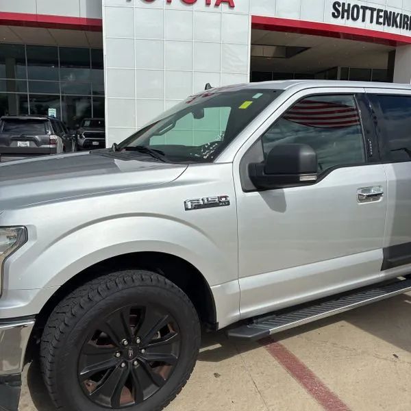 2019 Ford F-150 XLT - Image 2