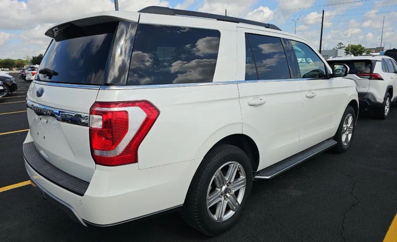2020 Ford Expedition XLT - Image 3